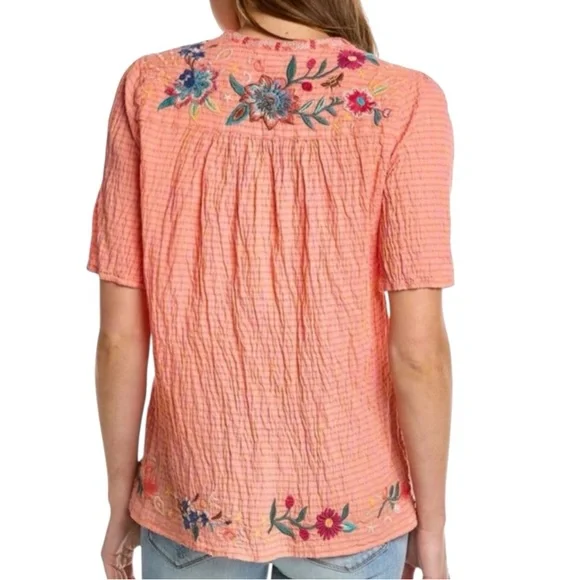 JOHNNY WAS Olinda Puff Sleeve Effortless Embroidered Lightweight Floral Blouse - Picture 2 of 13